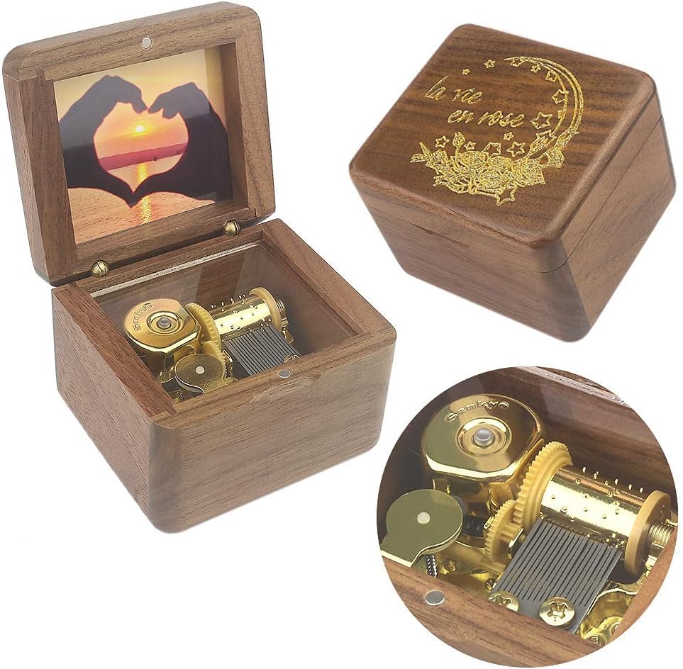 Melodías que Enamoran: Tu Caja de Música Personalizada